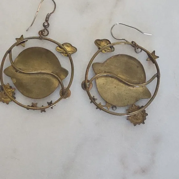 Vintage Brass and Rhinestone Plant Earrings - Picture 5 of 7